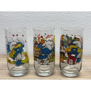 Vtg 1982-83 Peyo Wallace Berrie Smurfs Collectible  Drinking Glasses Set Of 3